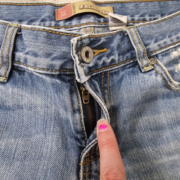 Old Navy Ultra Low Waist Denim Shorts (size 4) - Picture 6 of 12